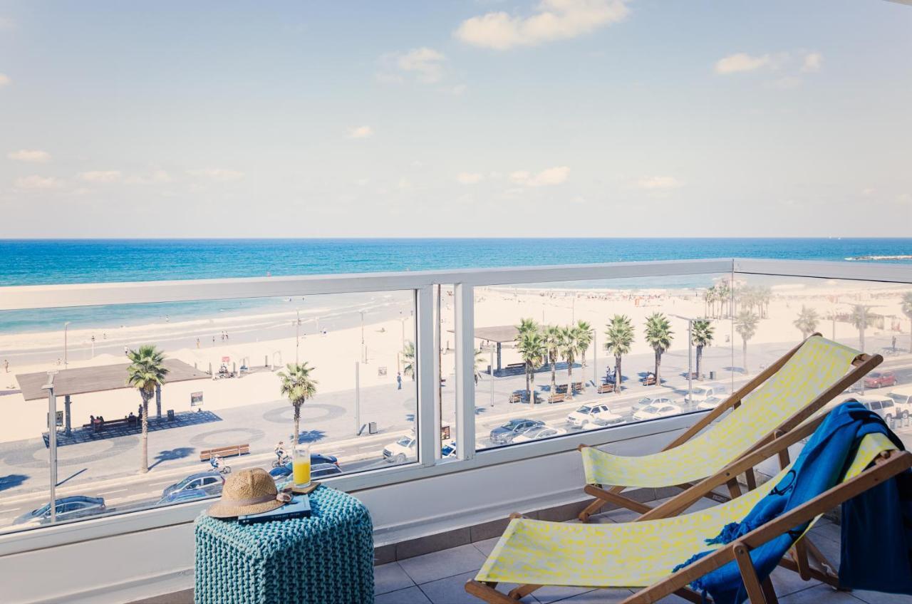 4 Bedroom Apartment On The Beach Тел Авив Екстериор снимка